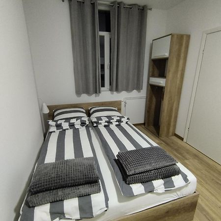 Apartmani Exit Pale Extérieur photo