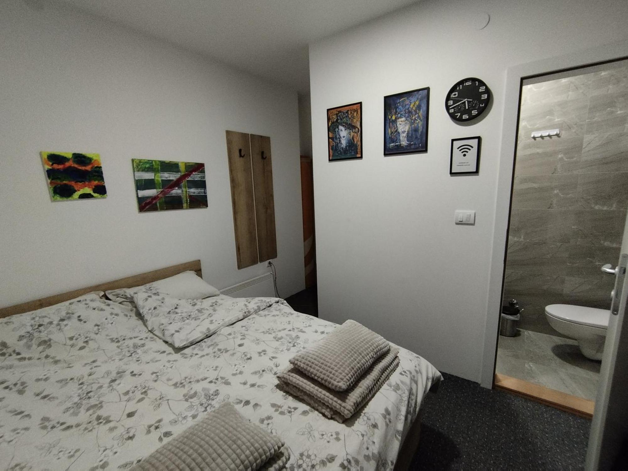 Apartmani Exit Pale Extérieur photo