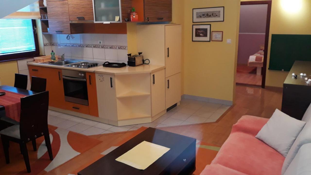 Apartmani Exit Pale Extérieur photo
